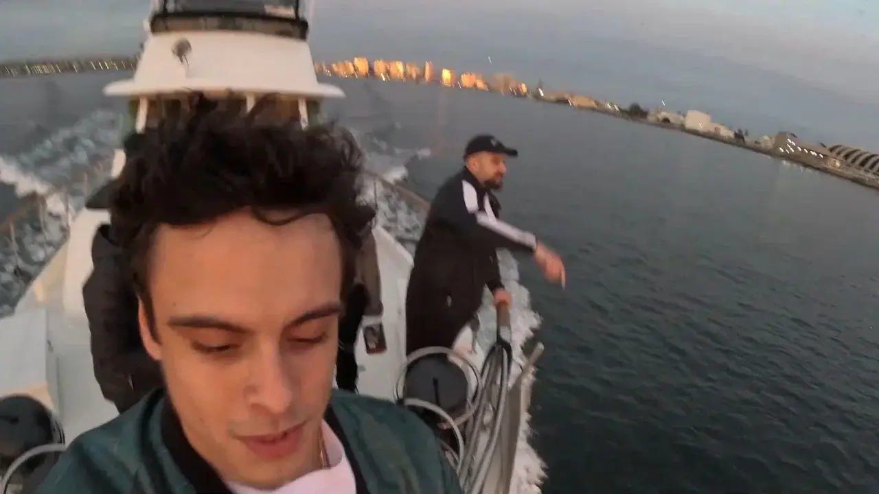 A Scream Boat