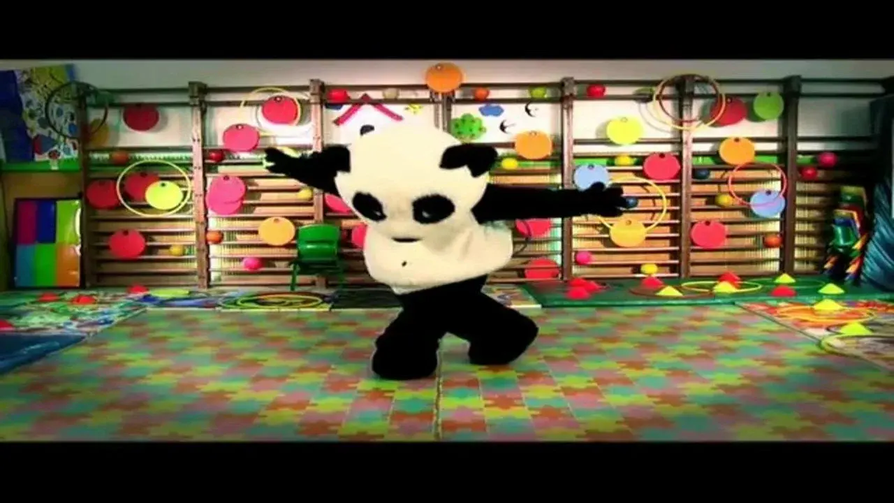 Panda Goes to School