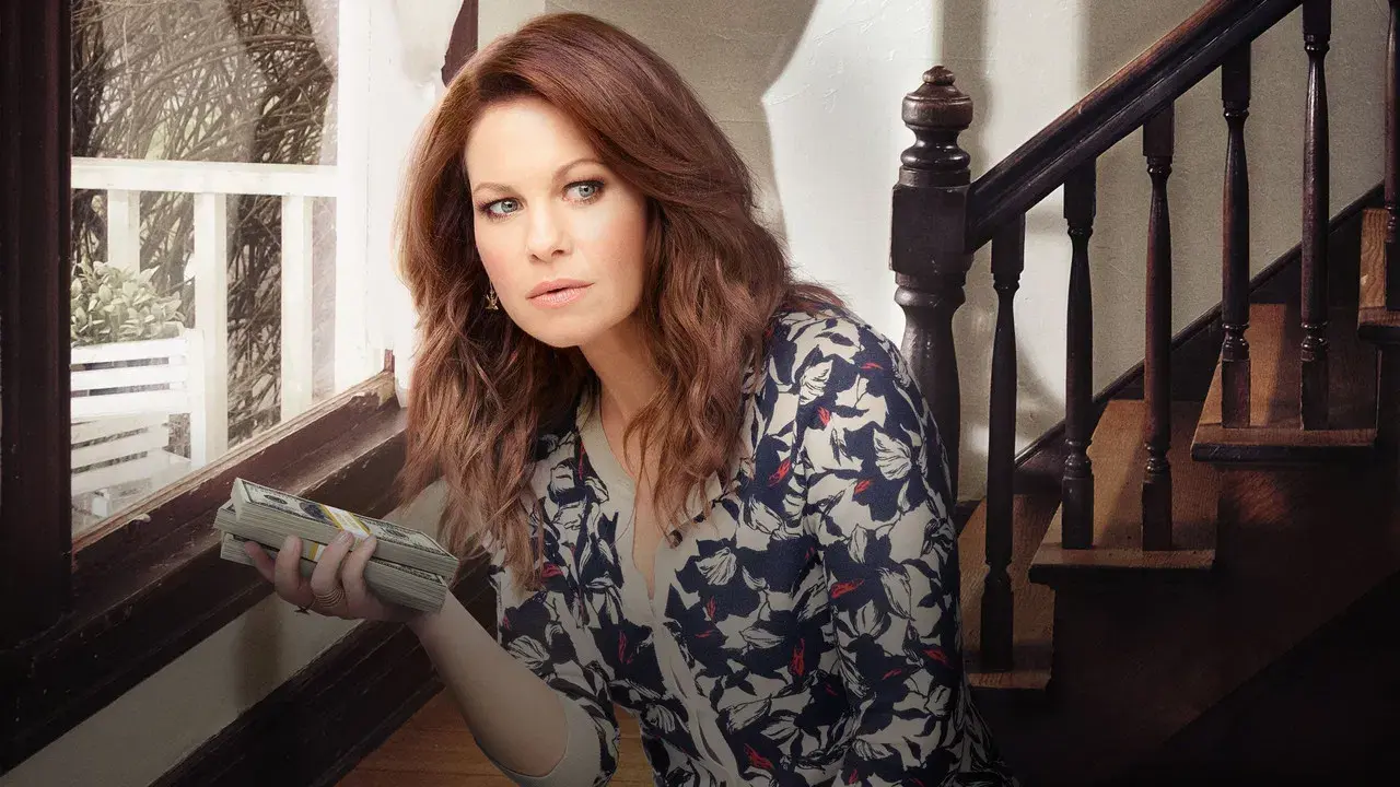 A Bundle of Trouble: An Aurora Teagarden Mystery
